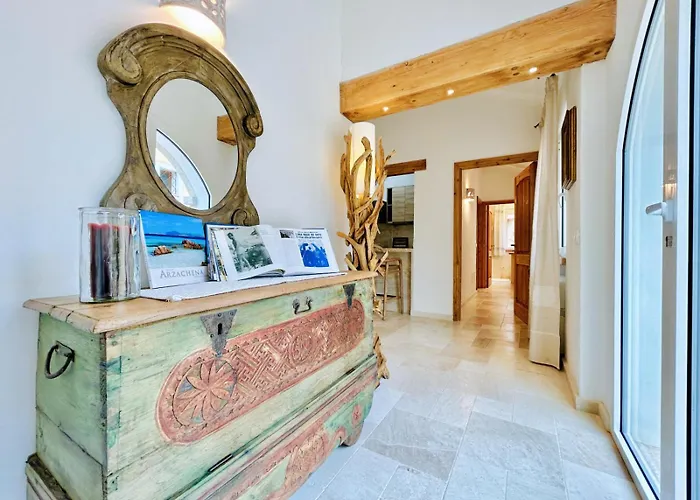 Villa La Degli Artisti Baja Sardinia