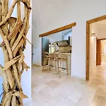 فيلة La Degli Artisti *