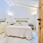 فيلة La Degli Artisti