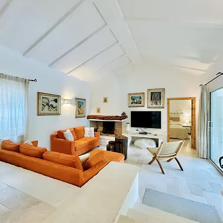La Degli Artisti Villa Baja Cerdeña