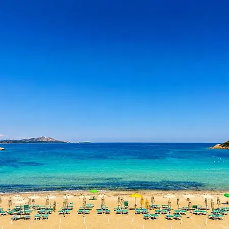 La Degli Artisti Baja Sardinia