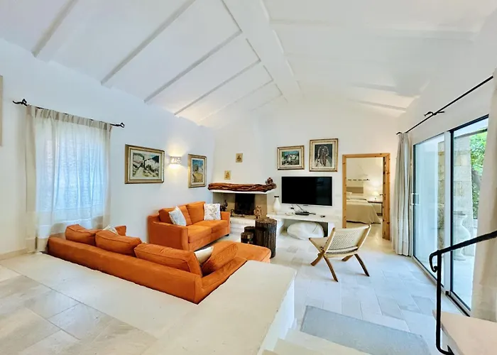 La Degli Artisti Villa Baja Sardinia